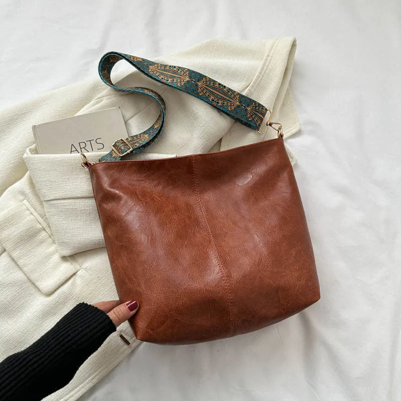 WW | Weinlese Ledergurteltasche