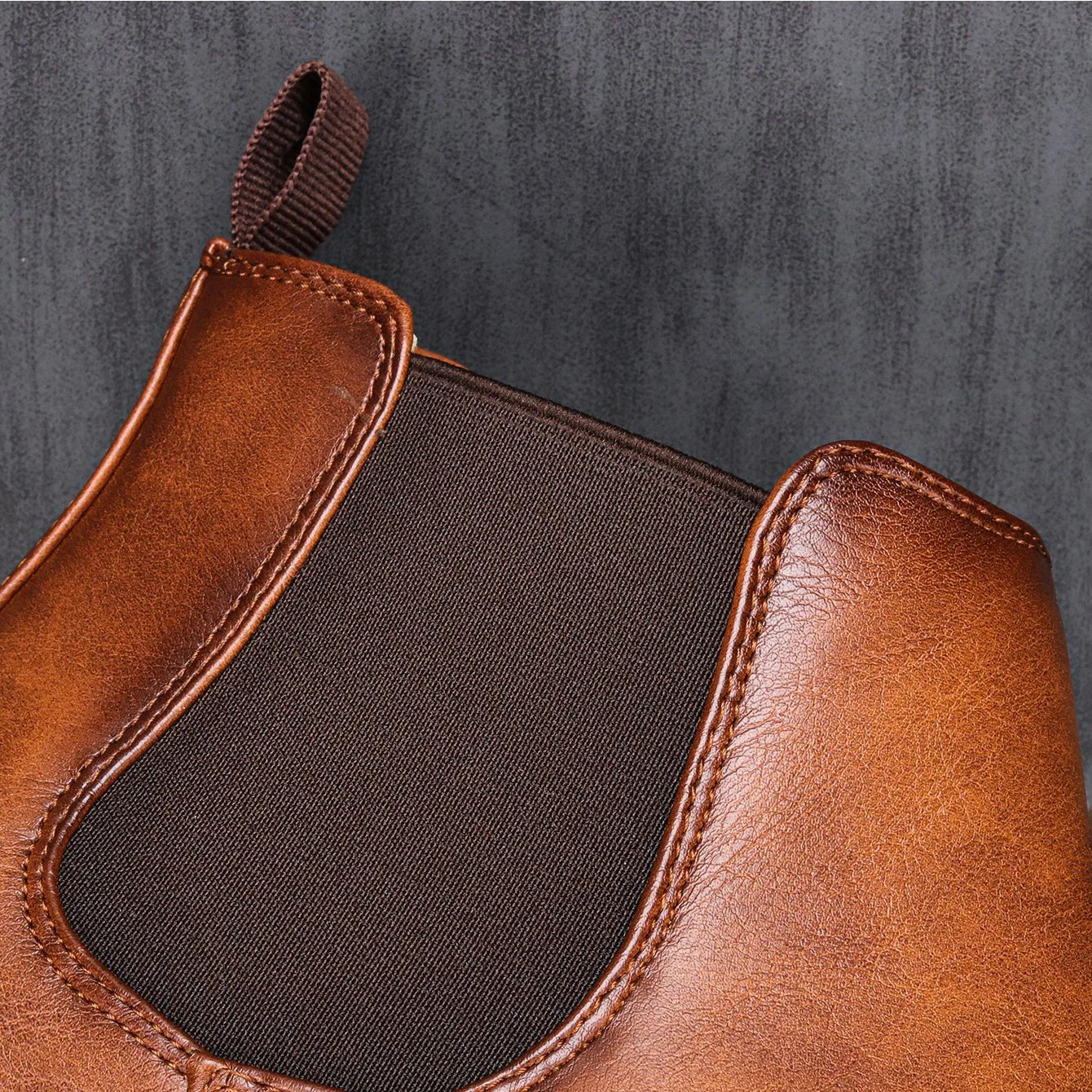 WW | Zeitlose Leder-Stiefeletten