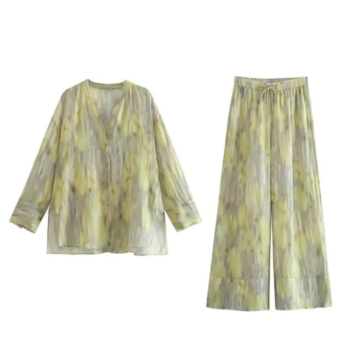 Merche Tie-Dye Patchwork, perfekt für einen nostalgischen Bohème-Look.