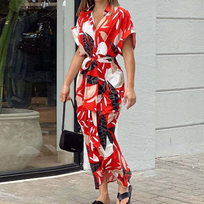 Kleid mit V-Ausschnitt und Gürtel um die Taille | Rosalie