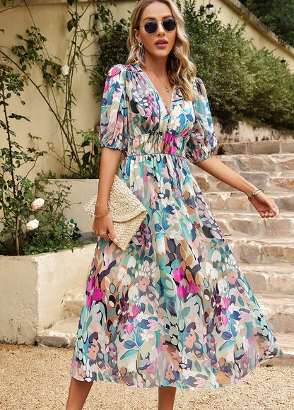 V-Ausschnitt Kleid mit Muster | Kerstin