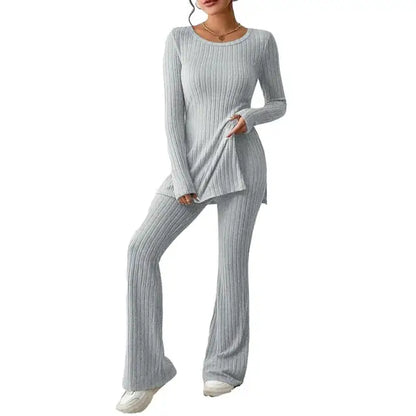 Merche stickat stretchigt set i enfärgad design