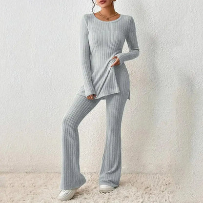 Merche stickat stretchigt set i enfärgad design