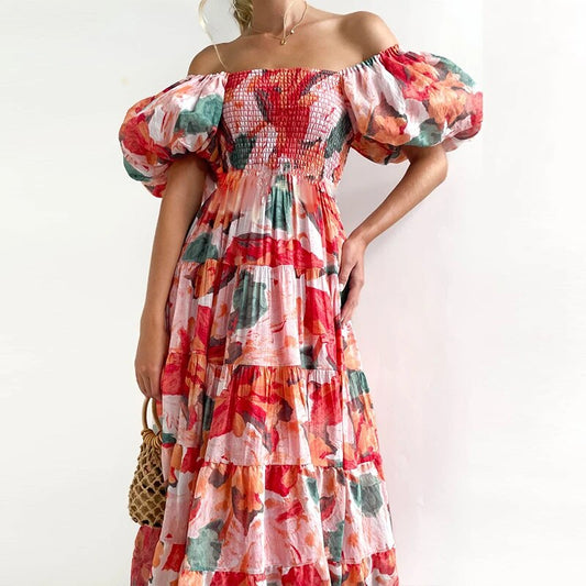 Blumiges Maxikleid mit Puffärmeln