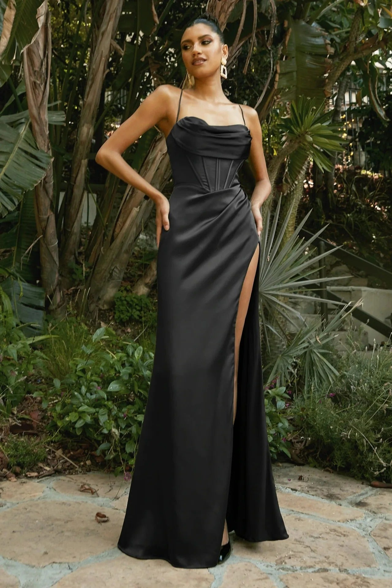 Merche Partykleid mit U-Ausschnitt