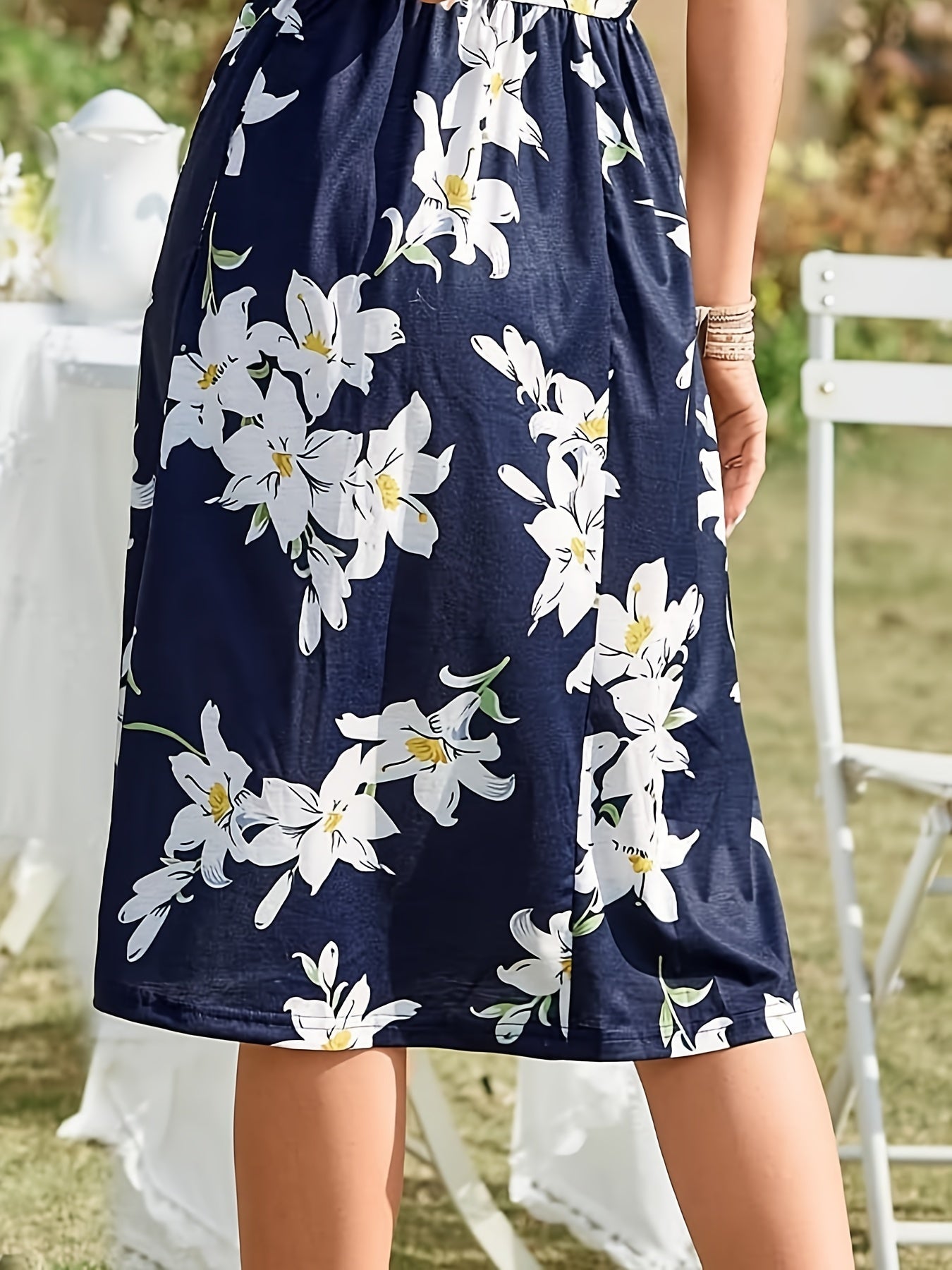Elegantes Blumenkleid für Damen | Blau
