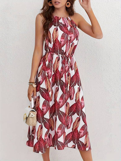 – neckholder-strandkleid mit blattmuster
