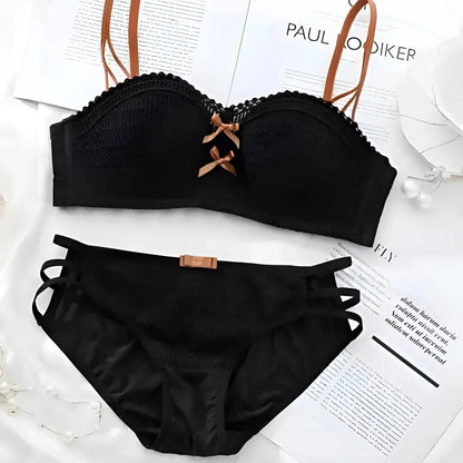 Zweiteiliger Bikini mit Blumenmuster und Cut-Out-BH