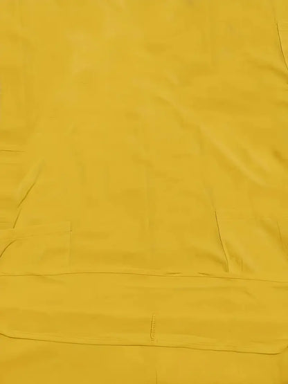 – freizeitkleid mit zwei taschen und kurzen armeln