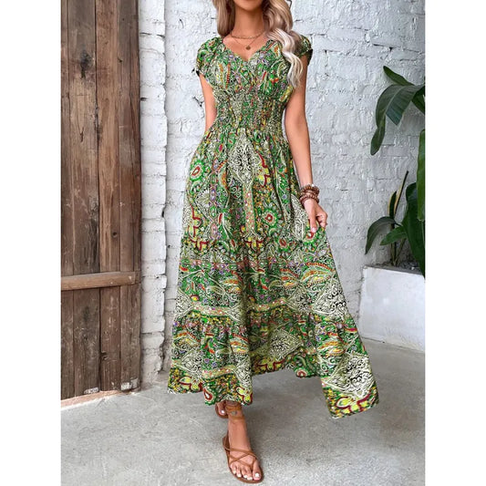 – besonderes paisley-minikleid mit kurzen armeln