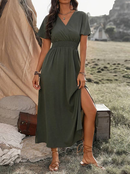 – elegantes Kurzarmkleid mit chorkragen