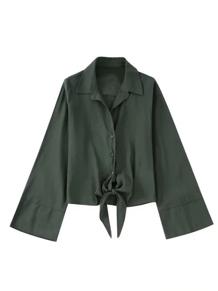 Merche-Freizeitset mit geschlitztem Rock, perfekt für einen nostalgischen und zugleich stilvollen Look in der Freizeit.
