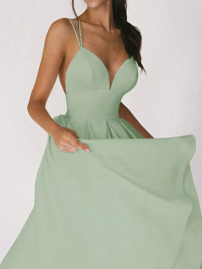 Elegantes Damenkleid mit V-Ausschnitt