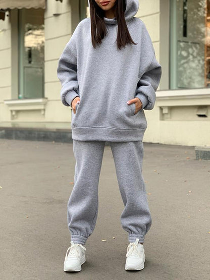 Merche einfarbiges Kapuzensweatshirt-Set mit Seitentasche