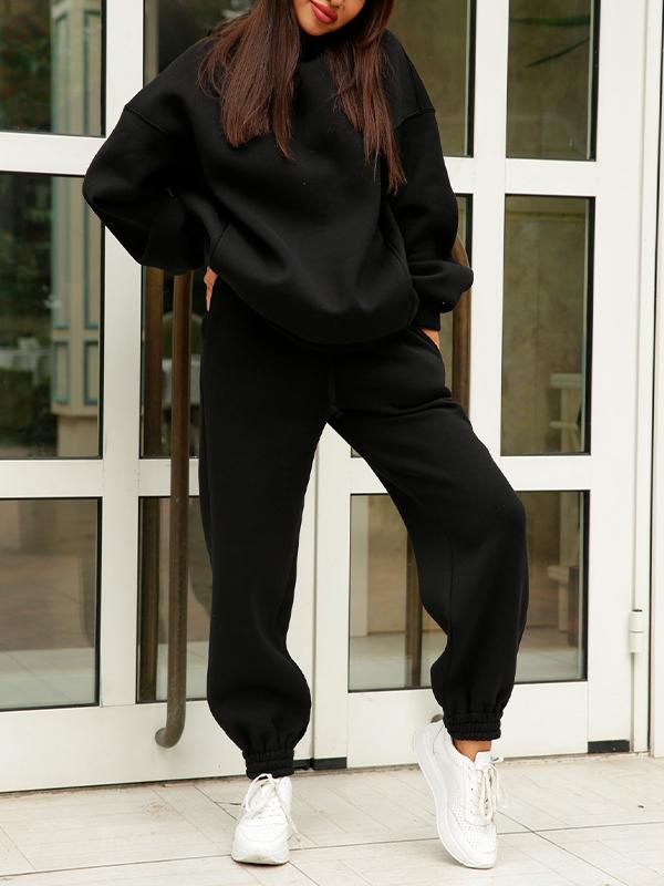 Merche einfarbiges Kapuzensweatshirt-Set mit Seitentasche
