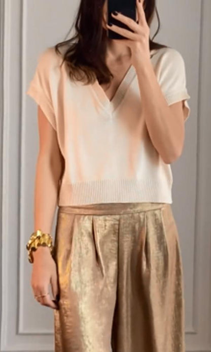 Merche Anzug für Frauen bestehend aus einem halbarmigen Oberteil aus glattem Satin und einer Hose