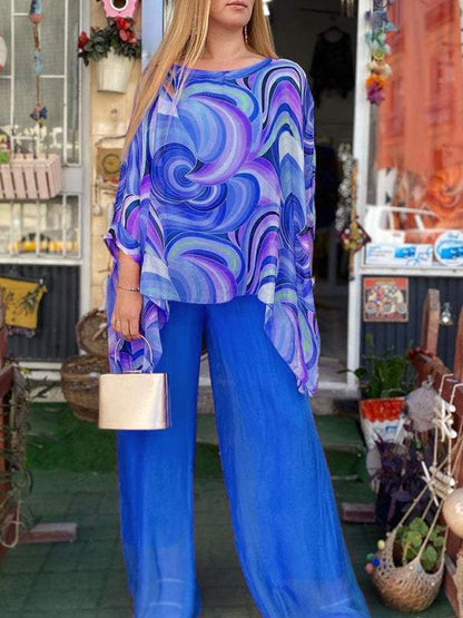 Merche Sommeranzug aus buntem Chiffon mit Rundhalsausschnitt und bedrucktem Muster