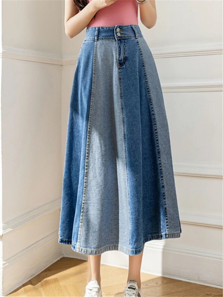 Merche langer Sommerrock aus Denim mit Regenschirm Silhouette und Colour Blocking Design