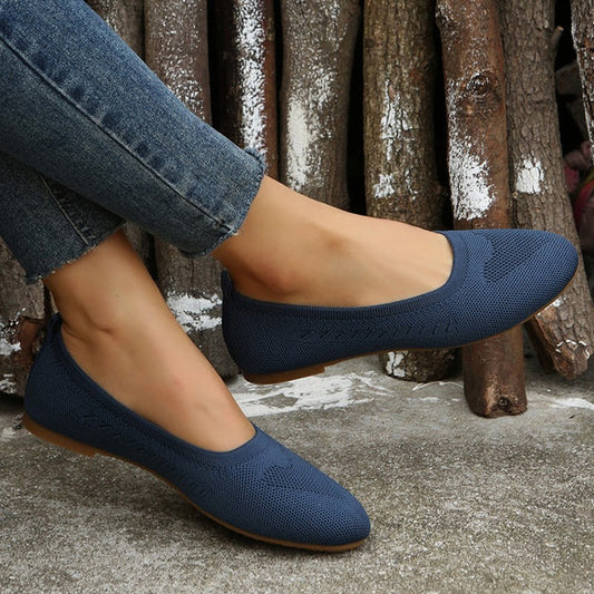 Atmungsaktive orthopädische Schuhe mit niedrigem Absatz und korrigierender Funktion