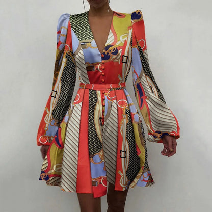 Merche plissiertes Sommerkleid mit V-Ausschnitt