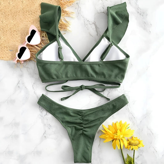 Zweiteiliger Bikini mit Bindebändern und Rüschendetail