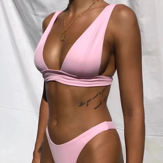 Zweiteiliger Bikini mit Dreieckschalen