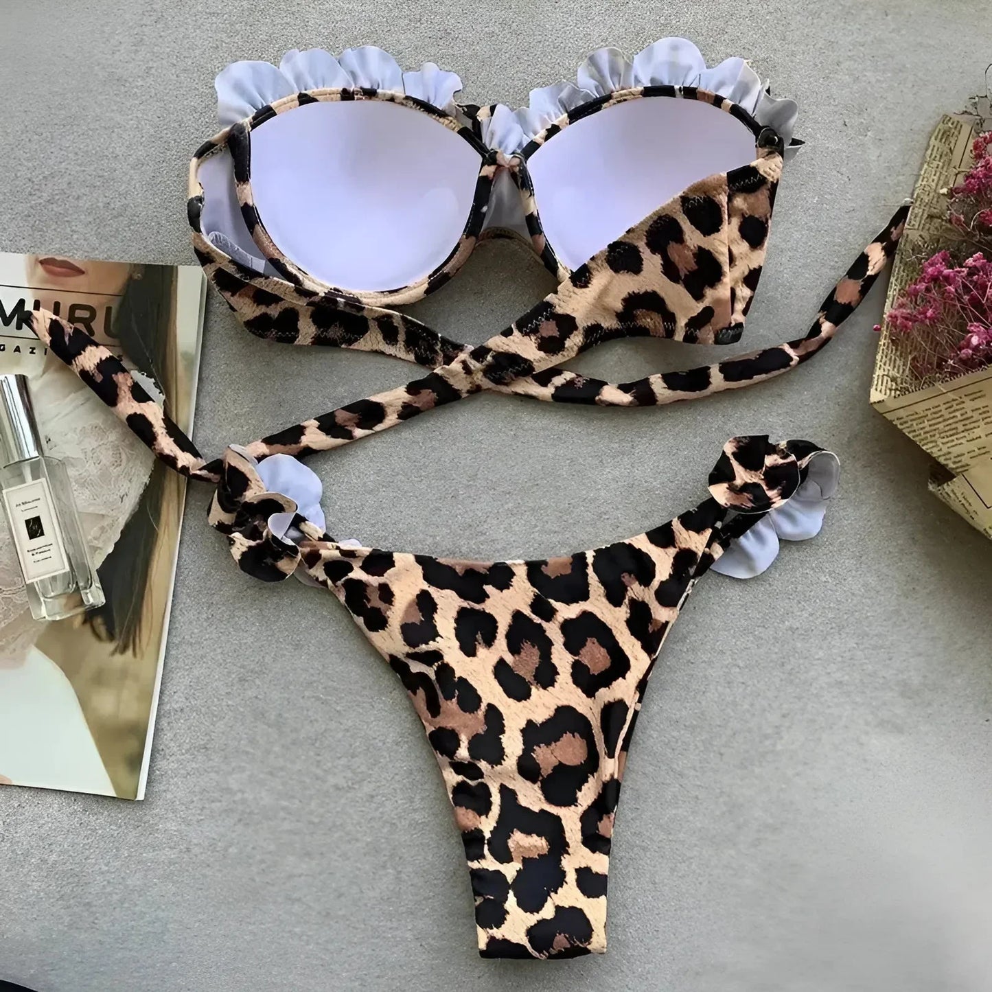 Zweiteiliger Leopardenmuster-Bikini mit Rüschen