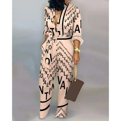 Merche im Business Stil mit Patchwork Muster und Gürtel