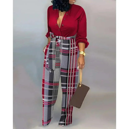Merche im Business Stil mit Patchwork Muster und Gürtel