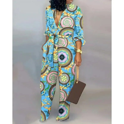 Merche im Business Stil mit Patchwork Muster und Gürtel