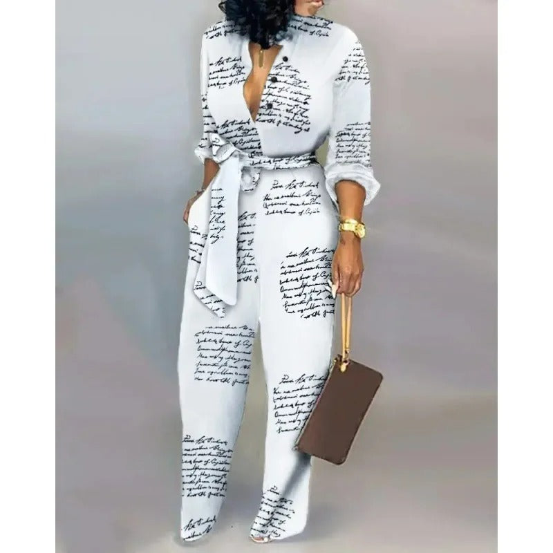 Merche im Business Stil mit Patchwork Muster und Gürtel